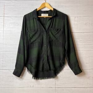 Anthropologie Cloth & Stone Top Womens SZ XS Navy & Green Plaid Flannel Raw Hem